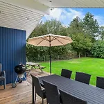 Holiday home Ellinor - 190m From The Sea By Interhome