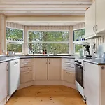 Ellinor - 190m From The Sea By Interhome * Humble