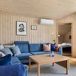 Holiday home Ellinor - 190m From The Sea By Interhome *